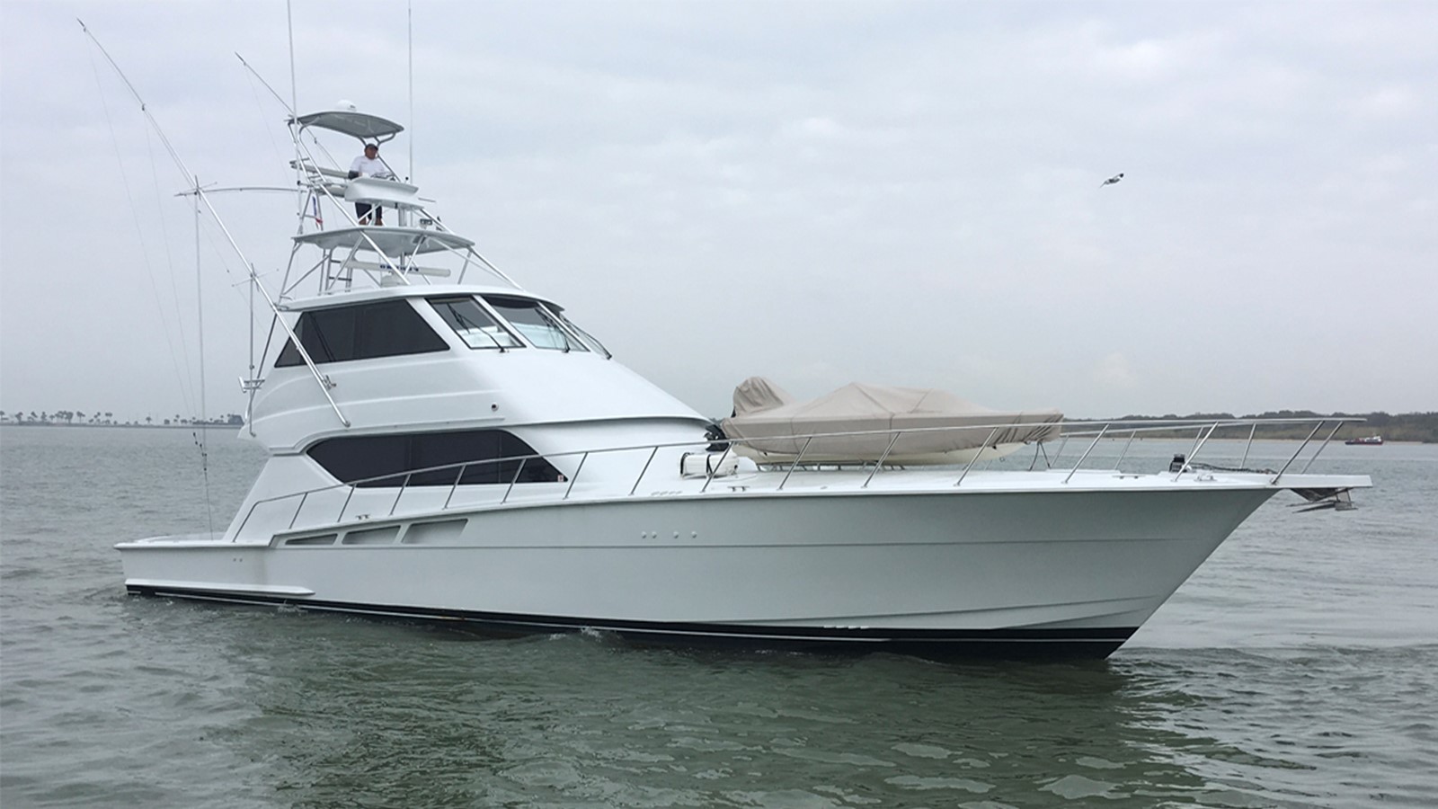 Sea Dog - 2000 HATTERAS 60' 60 Enclosed Bridge