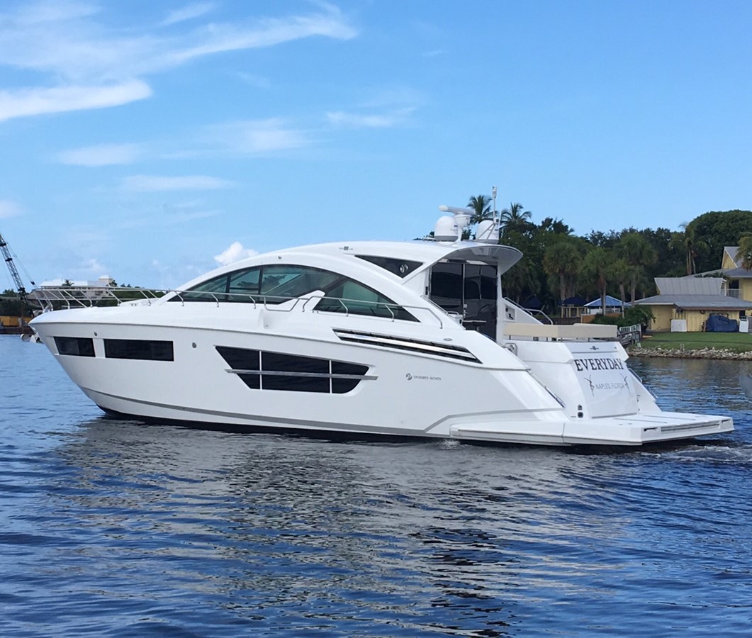 Everyday - 2017 CRUISERS YACHTS 60' 60 Cantius