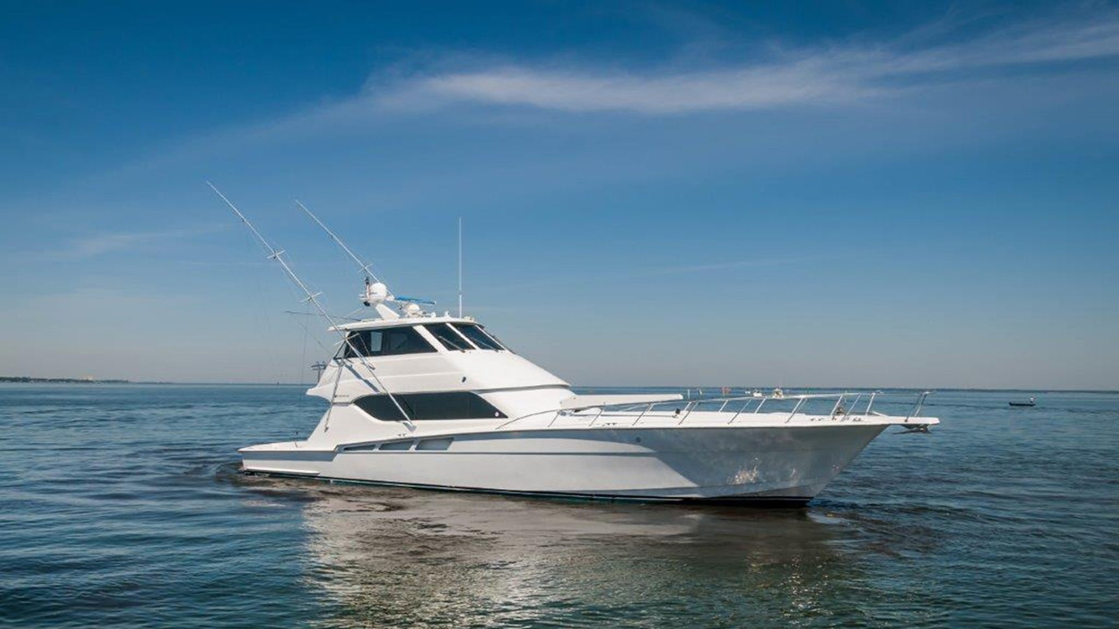 DUKE - 2004 HATTERAS 60' 60 Enclosed Bridge