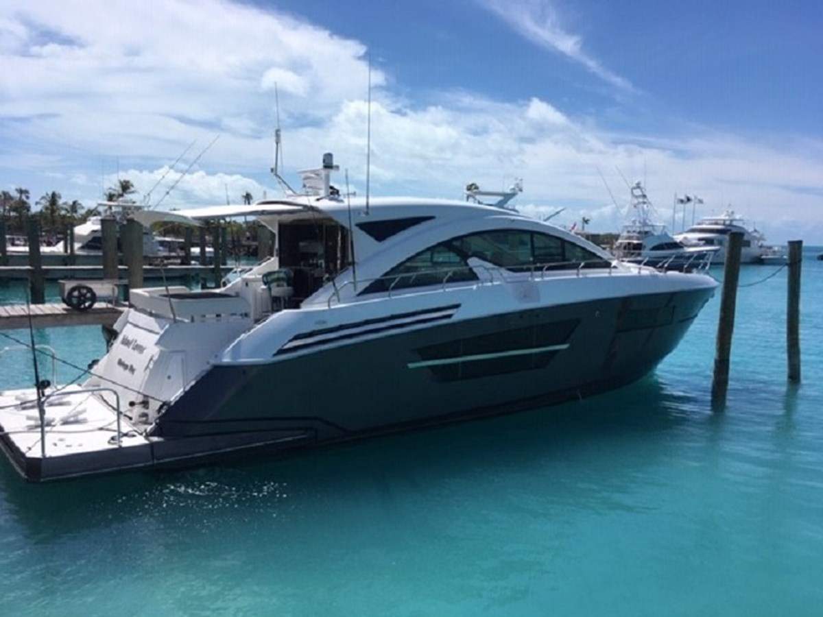 Island Lover - 2016 CRUISERS YACHTS 60' Cantius