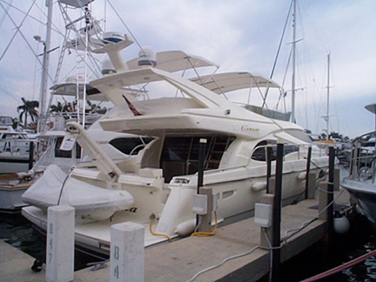 CINZIA - 2004 FERRETTI YACHTS 59' 590 Motor Yacht