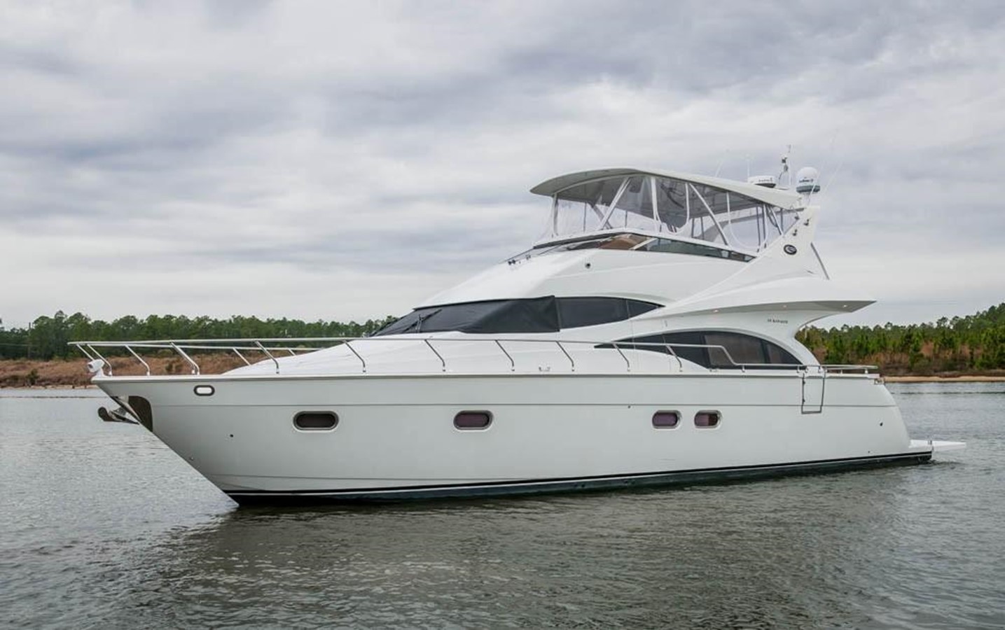 BLESSED - 2004 MARQUIS 59' Motoyacht