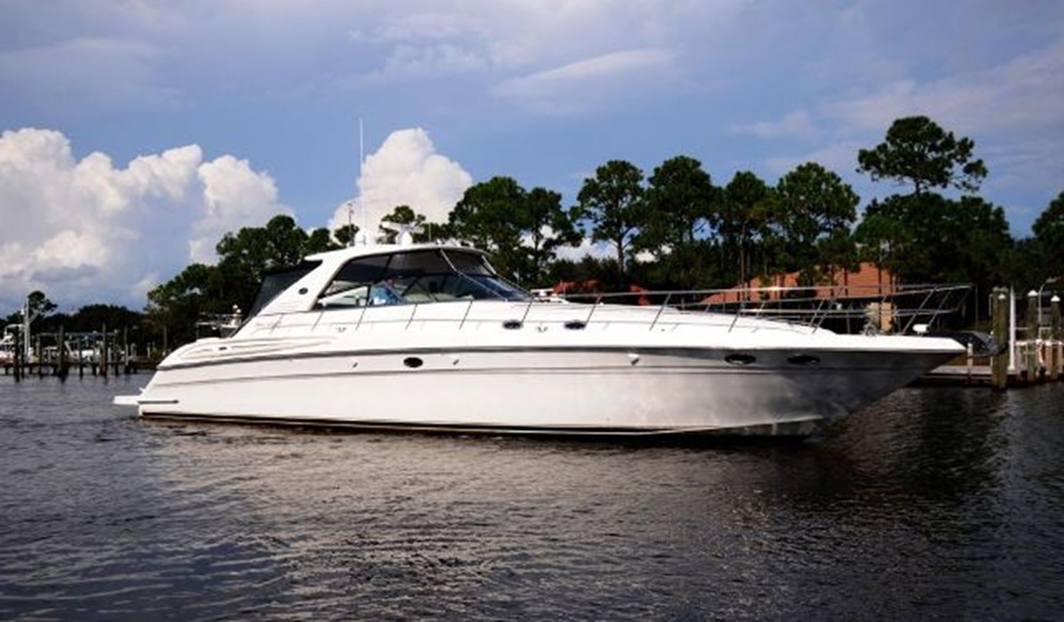 AGAPE` - 2002 SEA RAY 58' Super Sun Sport