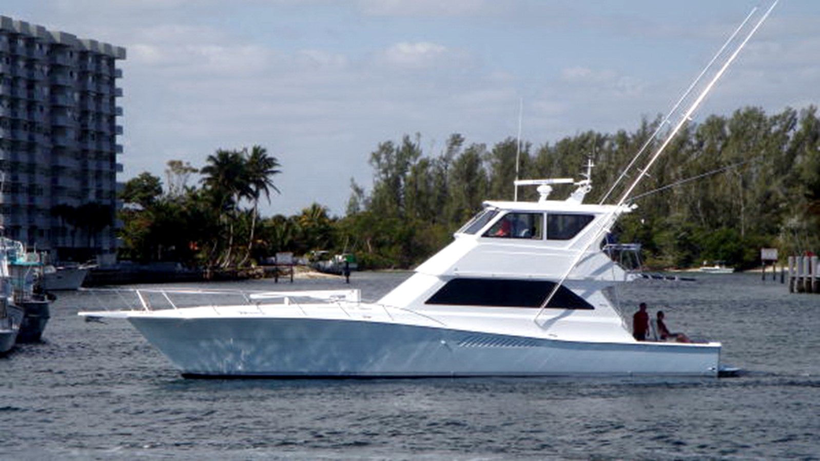 Outa Wac - 2000 VIKING 58' Convertible