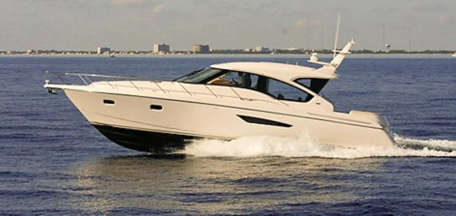 CARLEY 6 - 2010 TIARA 58' Sovran